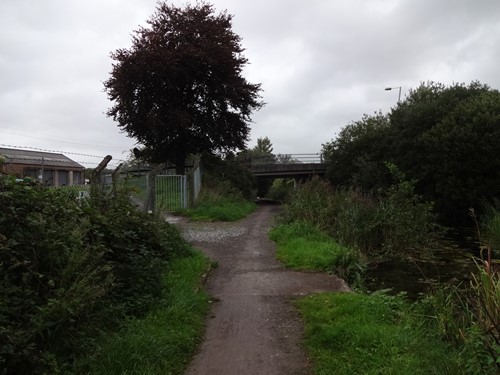 Llun cyn y gwaith - Camlas Castell-nedd